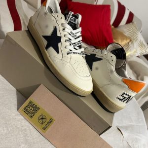 GOLDEN GOOSE Superstar